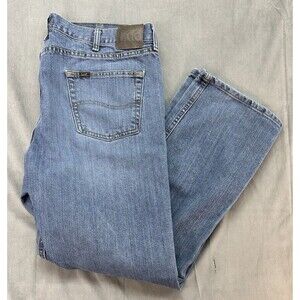 Lee Blue Jeans Regular Fit Straight Leg Men's 42x32 Medium Wash RUNS SMALL